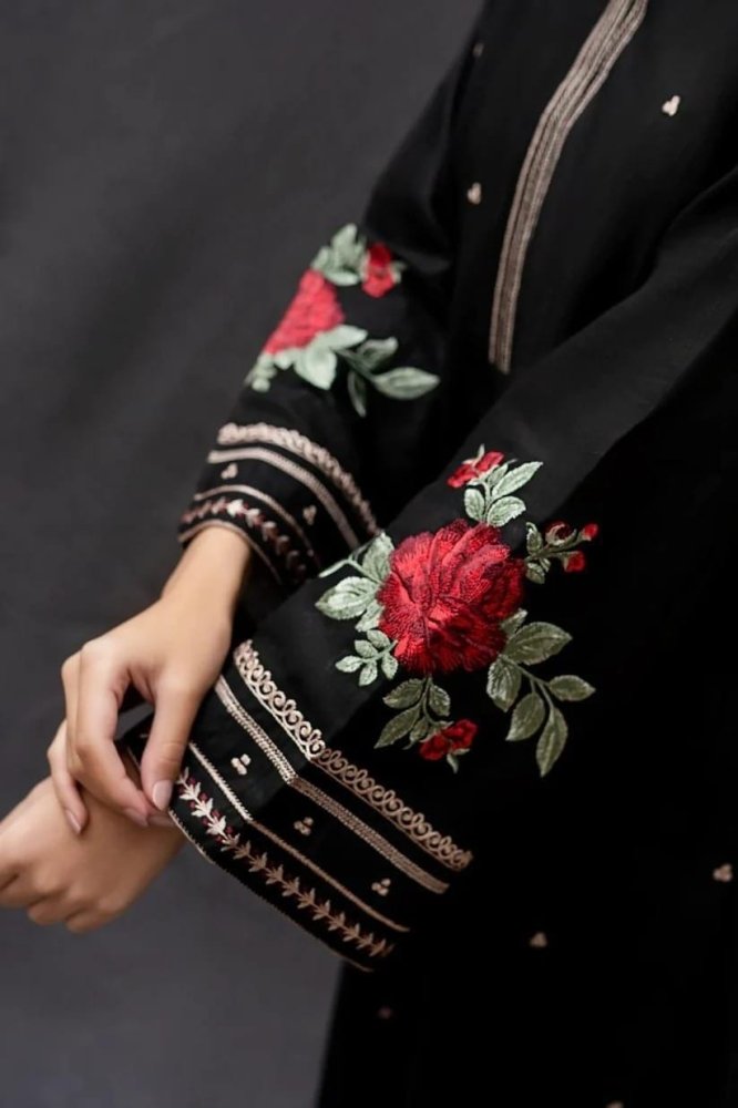 3PC Lawn Embroidered Shirt With Digital Printed Jauqard Dupatta - 5007 - Sapphire Studios